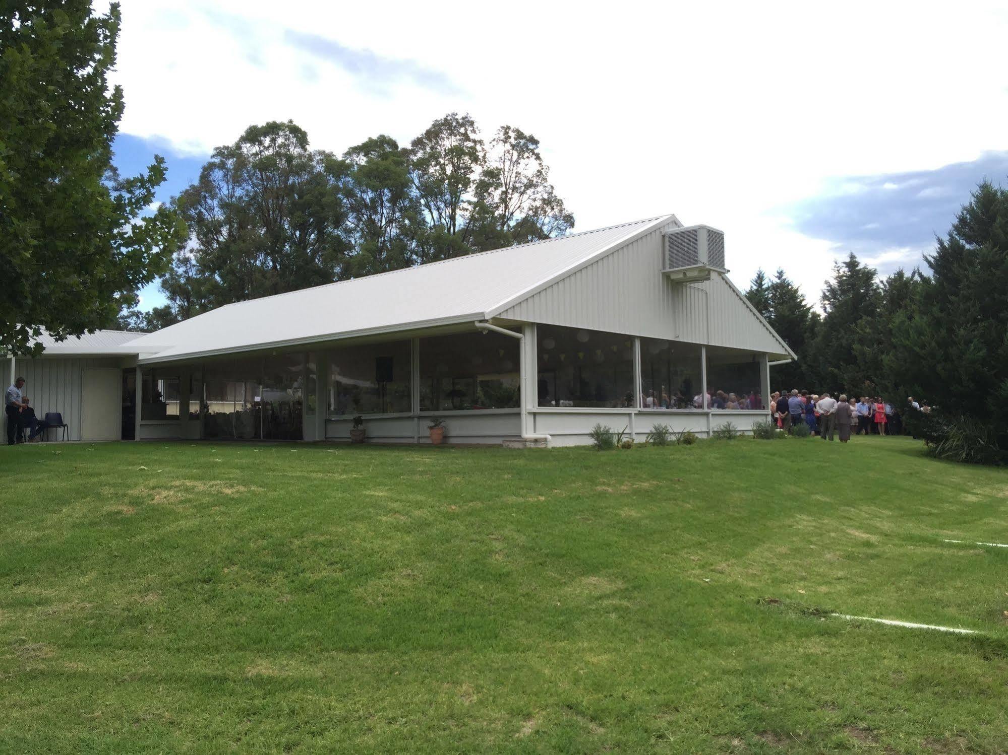 Warrumbungles Mountain Motel Coonabarabran Exterior foto
